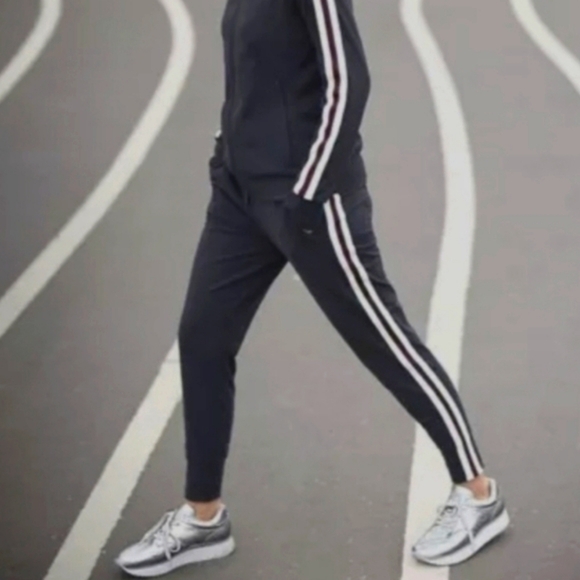 ATHLETA metro track trim contrast joggers XLT - Picture 1 of 11